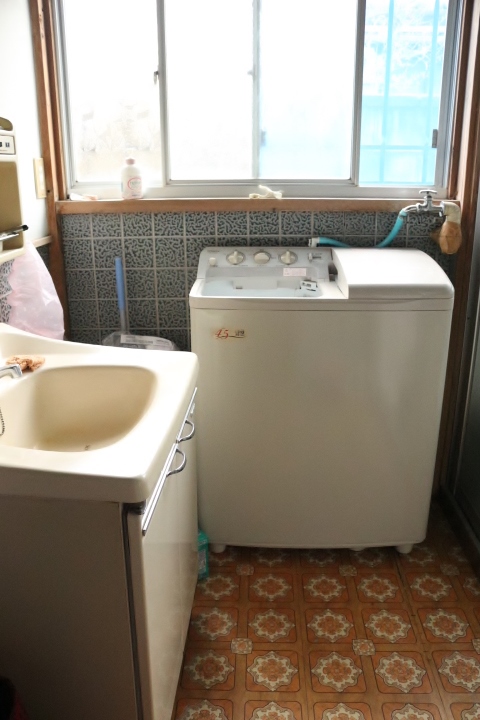 1970s wood house, 5-min walk to station, Tochigi