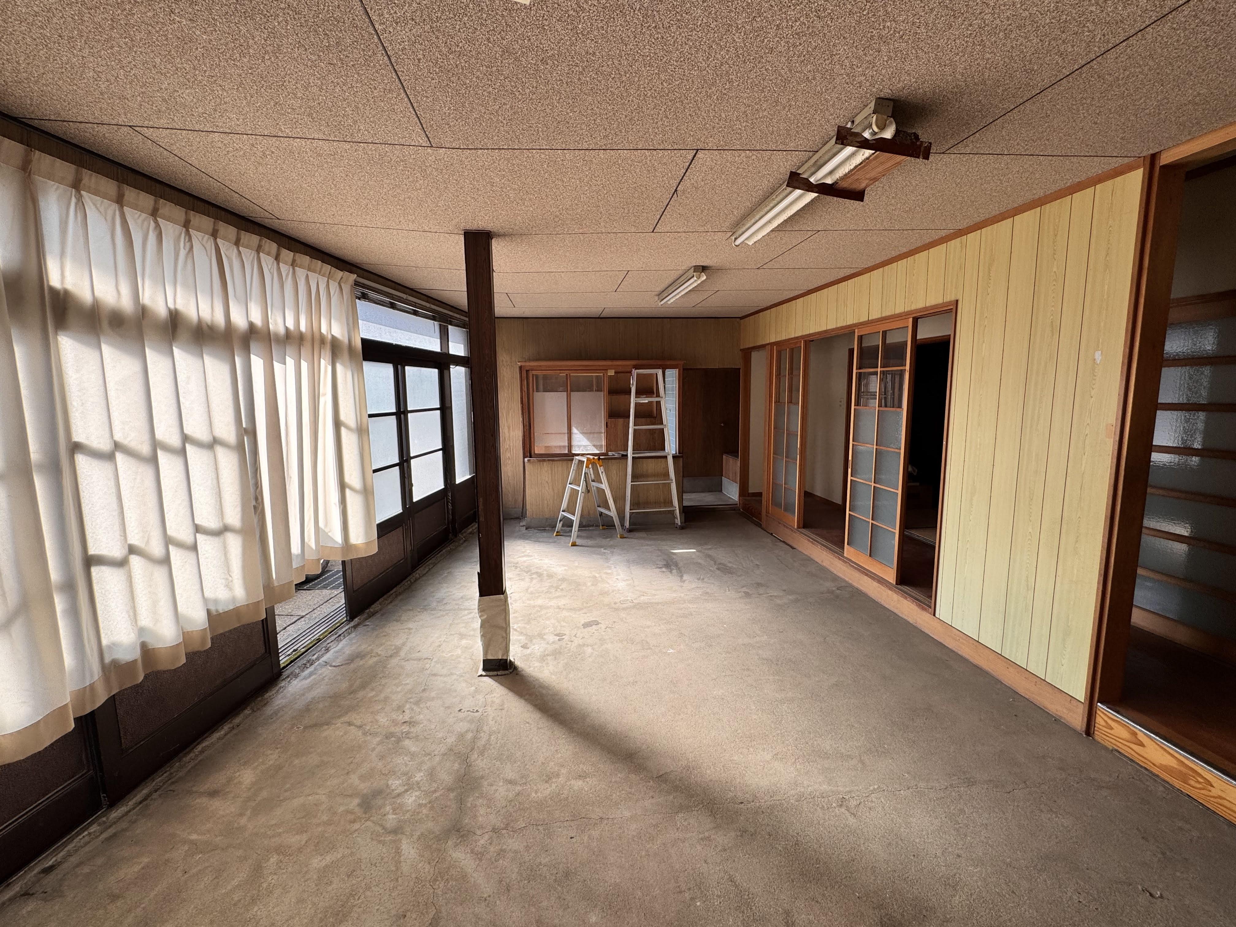 Hida City Kamioka Town Midori-ga-oka - Used wooden house