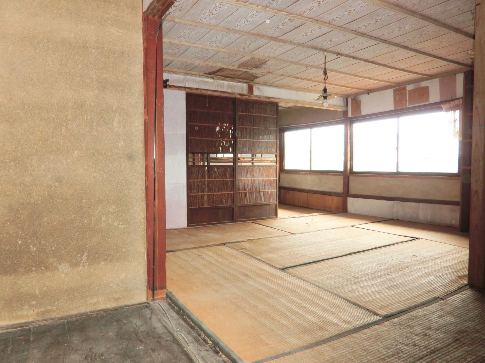 1920s wood house with storehouses in Fukuoka