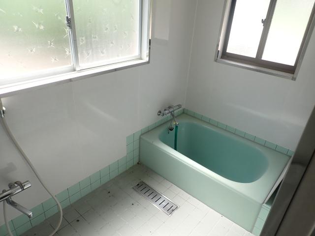 1970s wood house in Oita