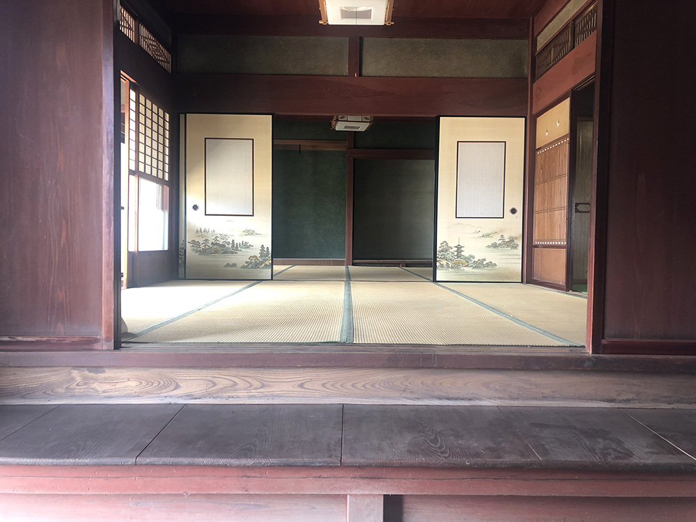 Wood house in Shiga