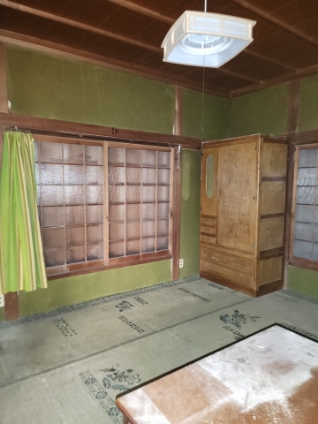 1950s wood house in Minamiawaji