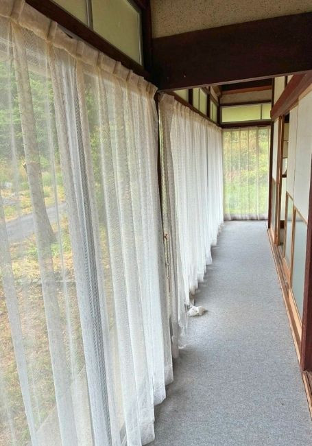 Wood house on a large plot in Hiroshima