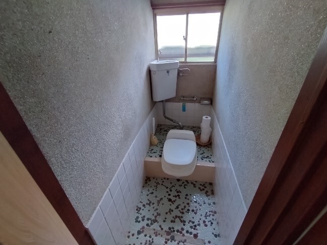 1970s house on a large plot in Yamanashi