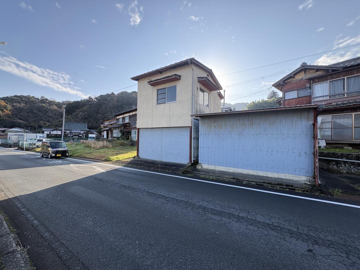 1960s steel-frame house, 10-min walk to station, So, Miyazu