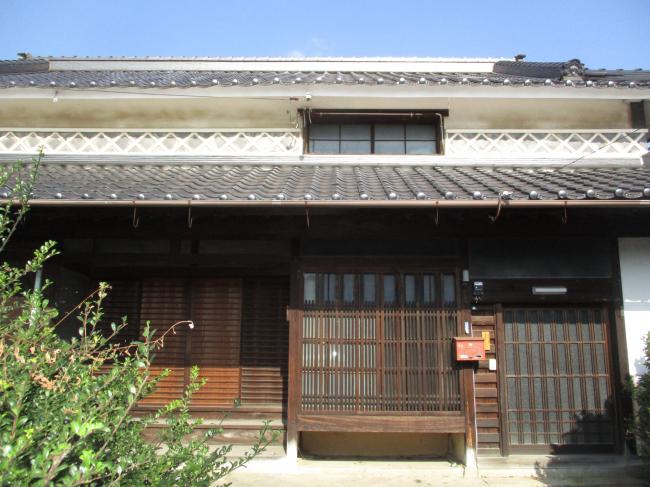 1860s wood house on a large plot in Okayama