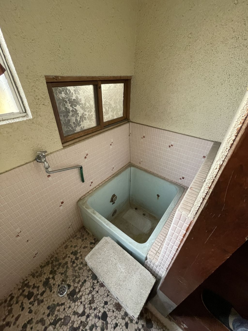 Vacant Property 63 (House for Sale)
