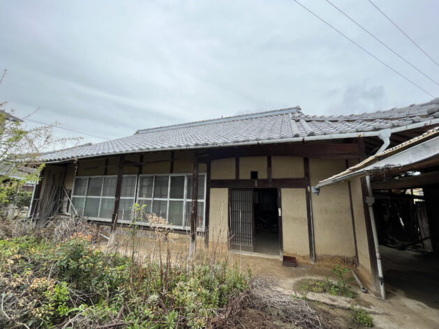 Wood house in Ehime