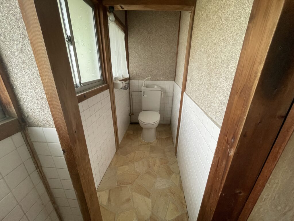 1970s wood house in Nara
