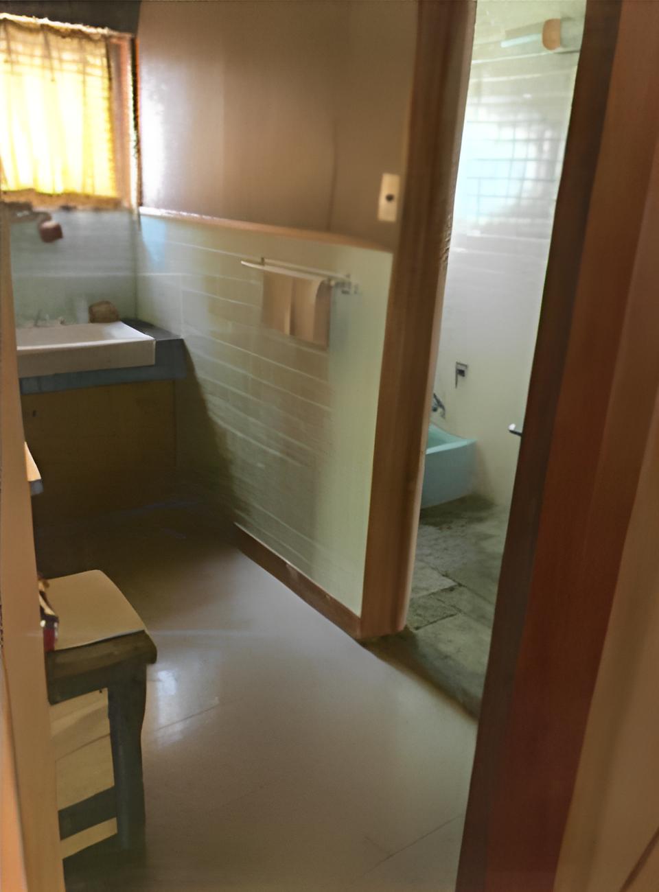Large single-family house in Kikukawa 1-chome, Kanazawa City