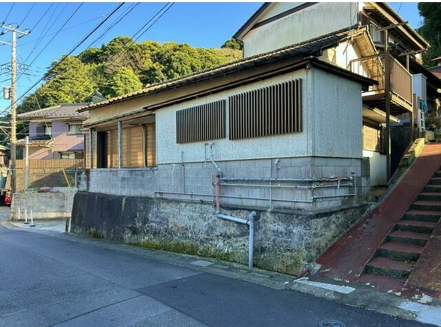 1960s wood house, 19-min walk to station, Chiba