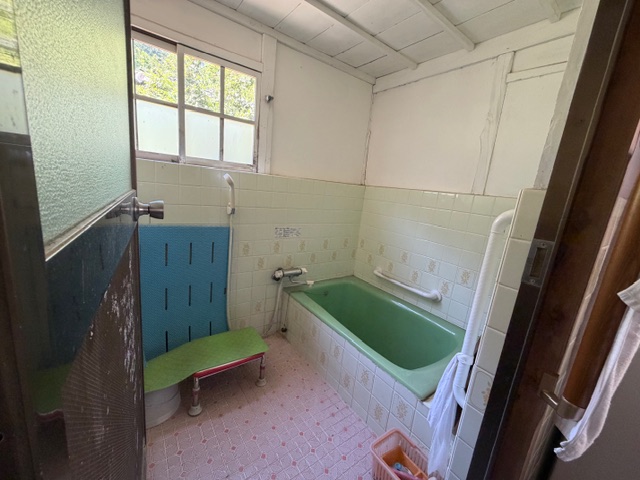Wood house in Ehime