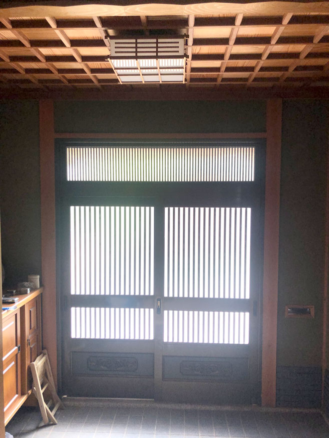 1980s wood house with storehouses in Hiyoshi, Nantan