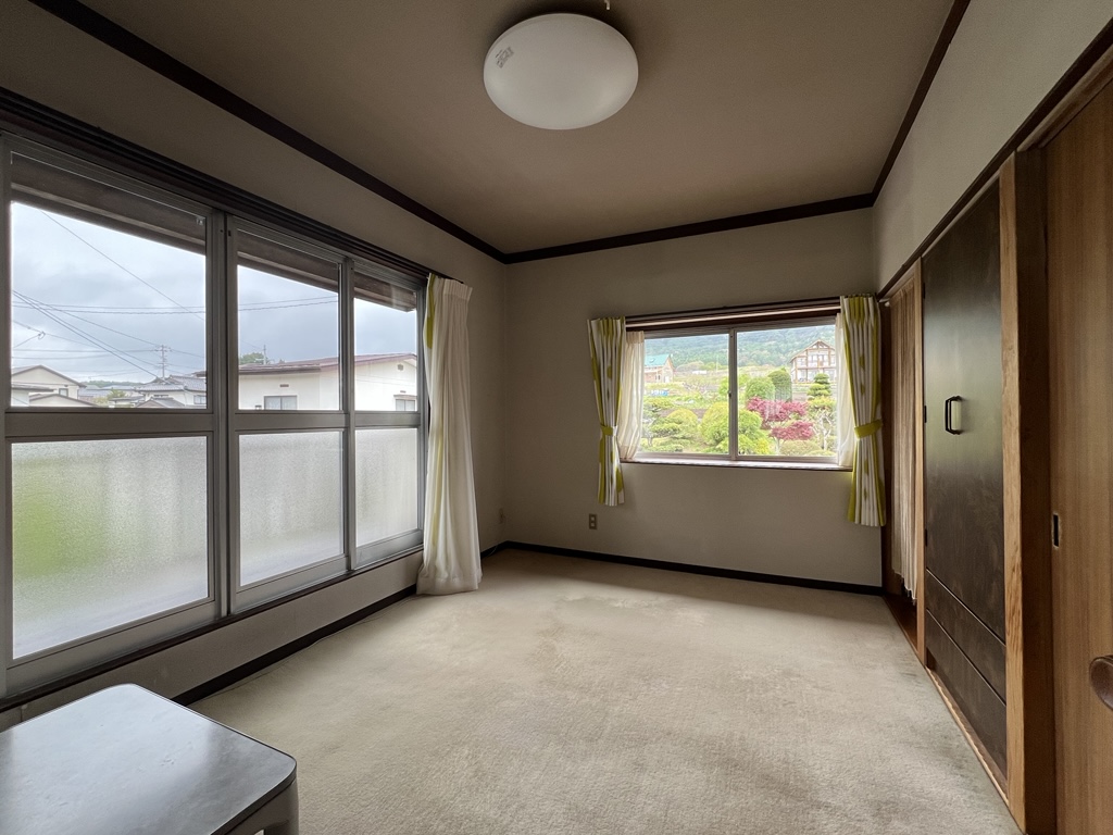Viewing Appointments Accepted! 7 minutes on foot from Suzuran-no-Sato Station. 2-story house with convenient floor plan.