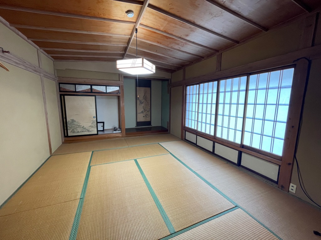 Wood house, 19-min walk to station, Nagano