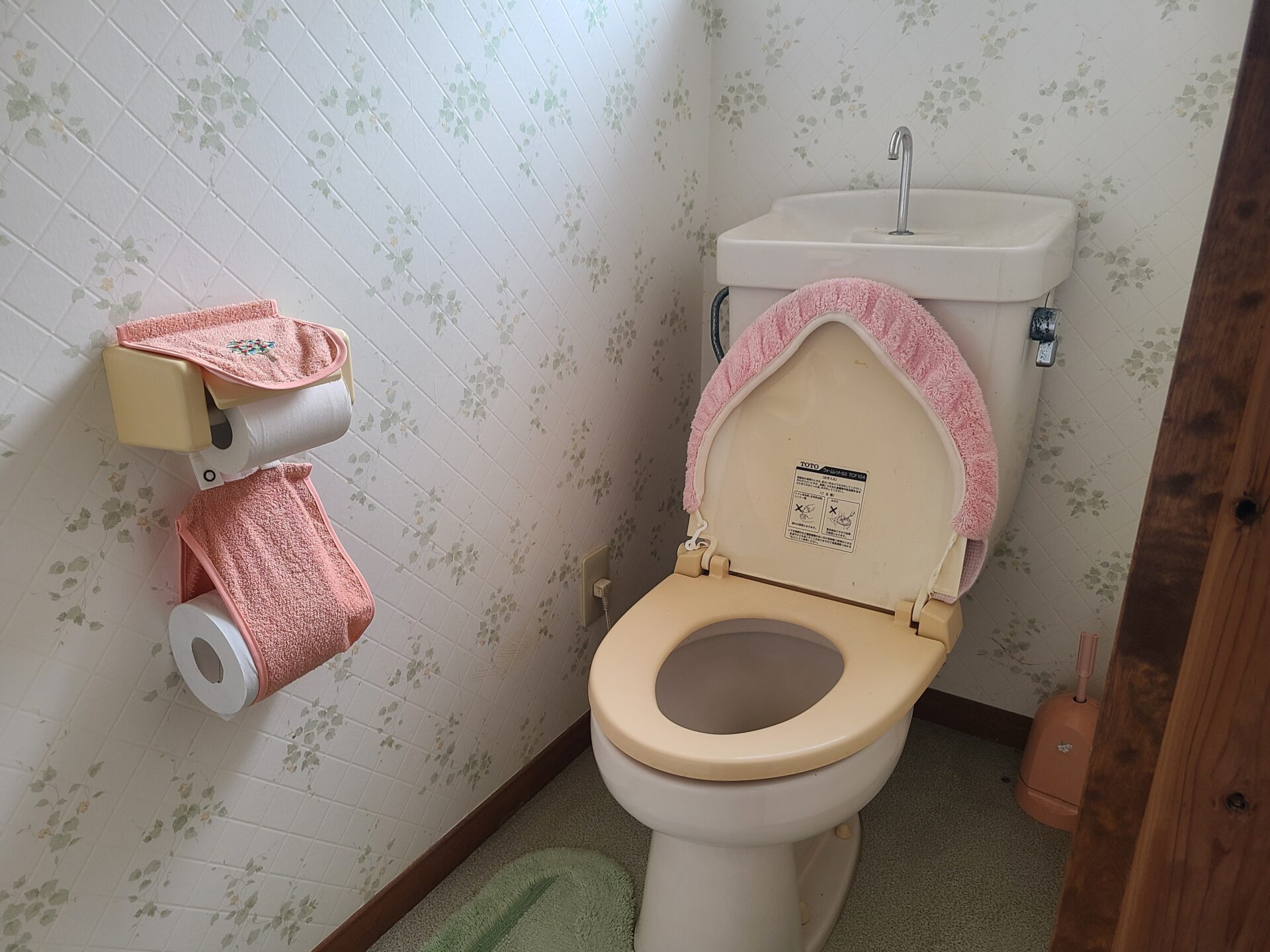 1990s wood house, 16-min walk to station, Shizuoka