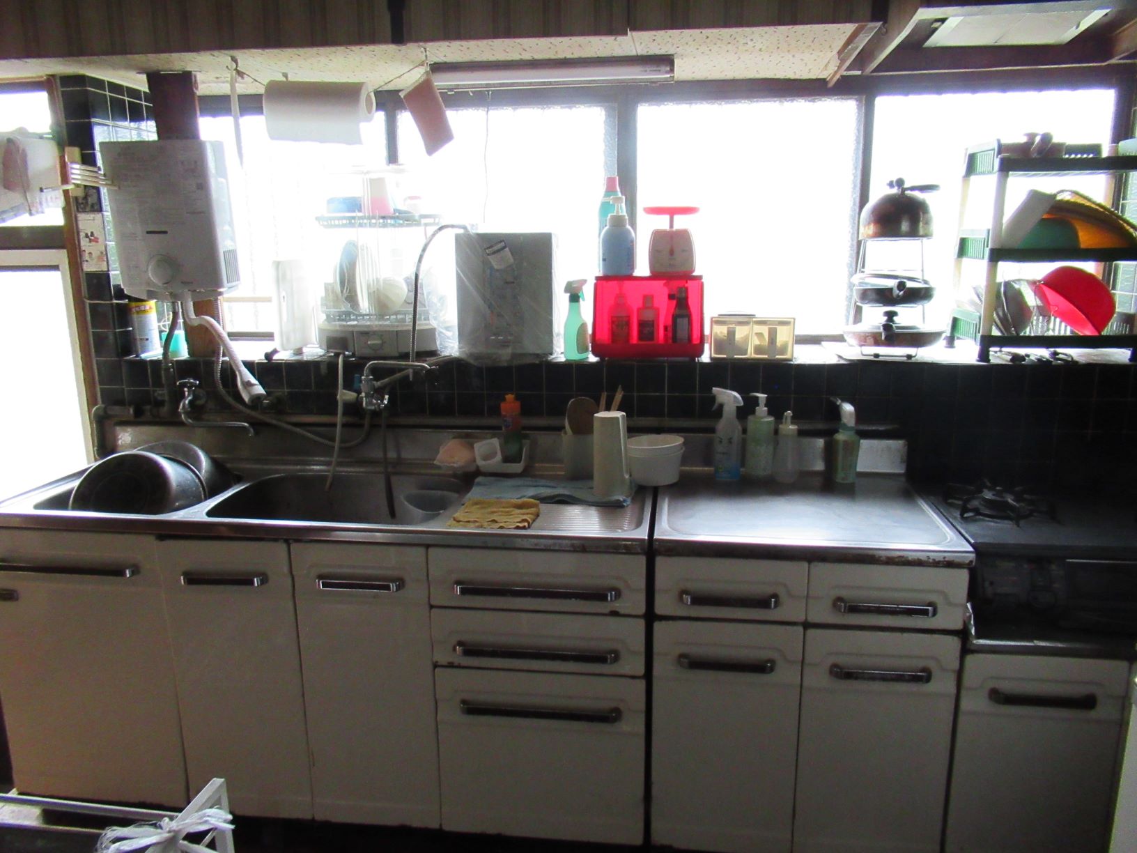 1980s wood house near the coast in Tagami, Tarumizu