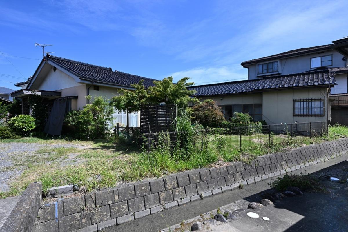 1970s wood house