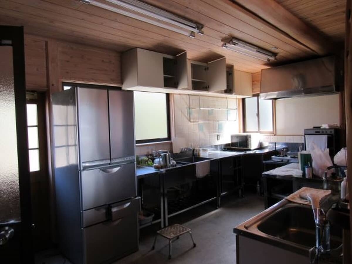 2000s wood house in Hiroshima