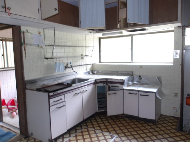 Wood house in Satsumasendai, Kagoshima, farmland, approval needed