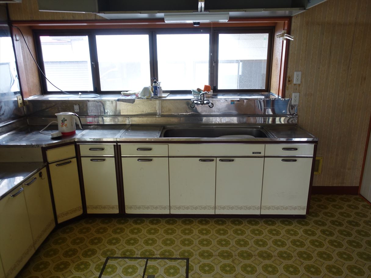 1980s wood house in Akita