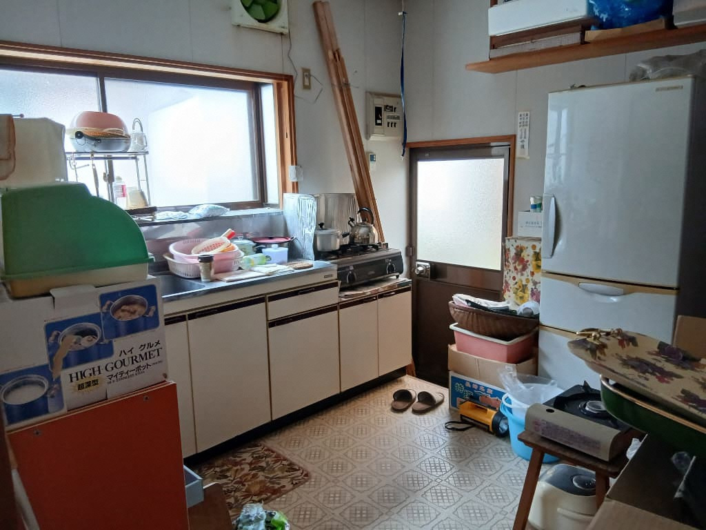 1980s wood house in Nagasaki