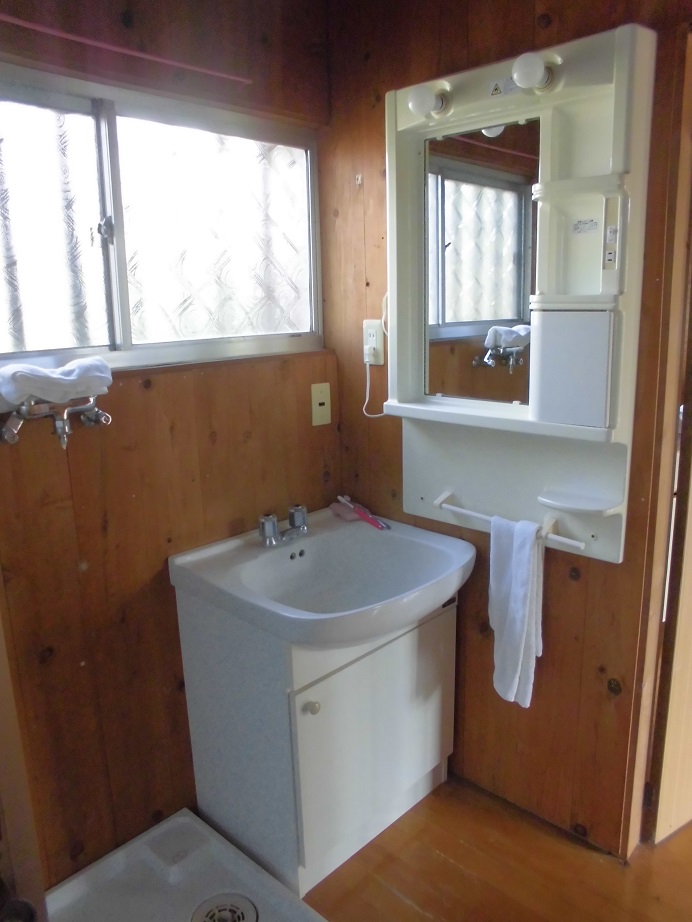 1970s wood house in Nagano