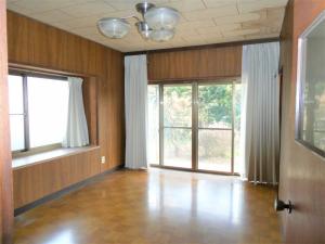 1960s wood house, 8-min walk to station, Shimane