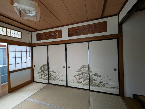 1960s wood house, 16-min walk to station, Iwate