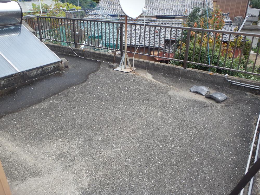 1970s concrete house in Kagawa