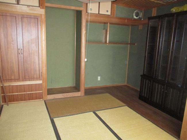 1970s concrete house in Okayama