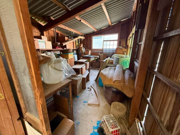 1970s wood house in Ehime