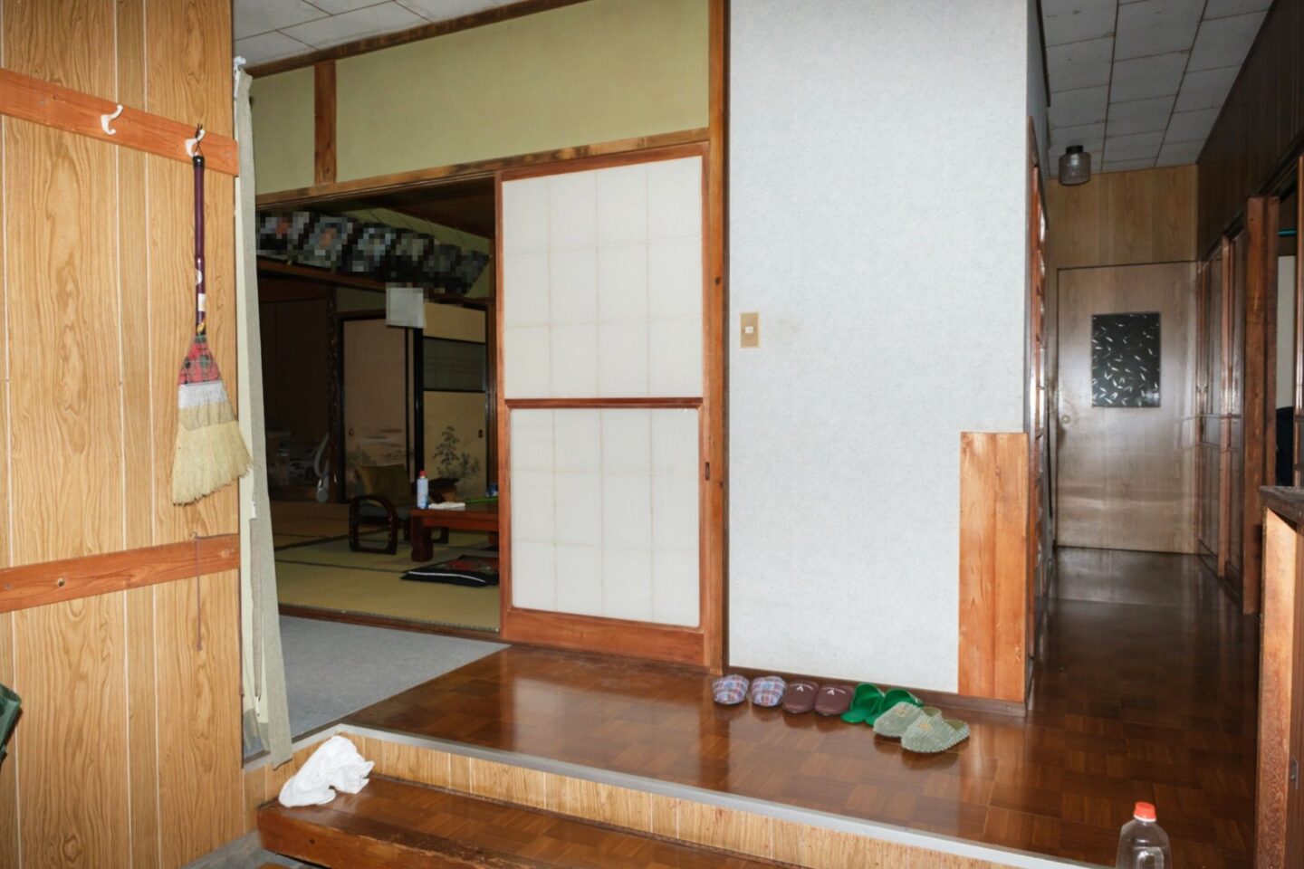 1990s wood house on a large plot in Yamagata
