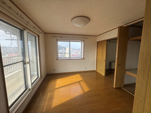 2000s wood house in Aomori