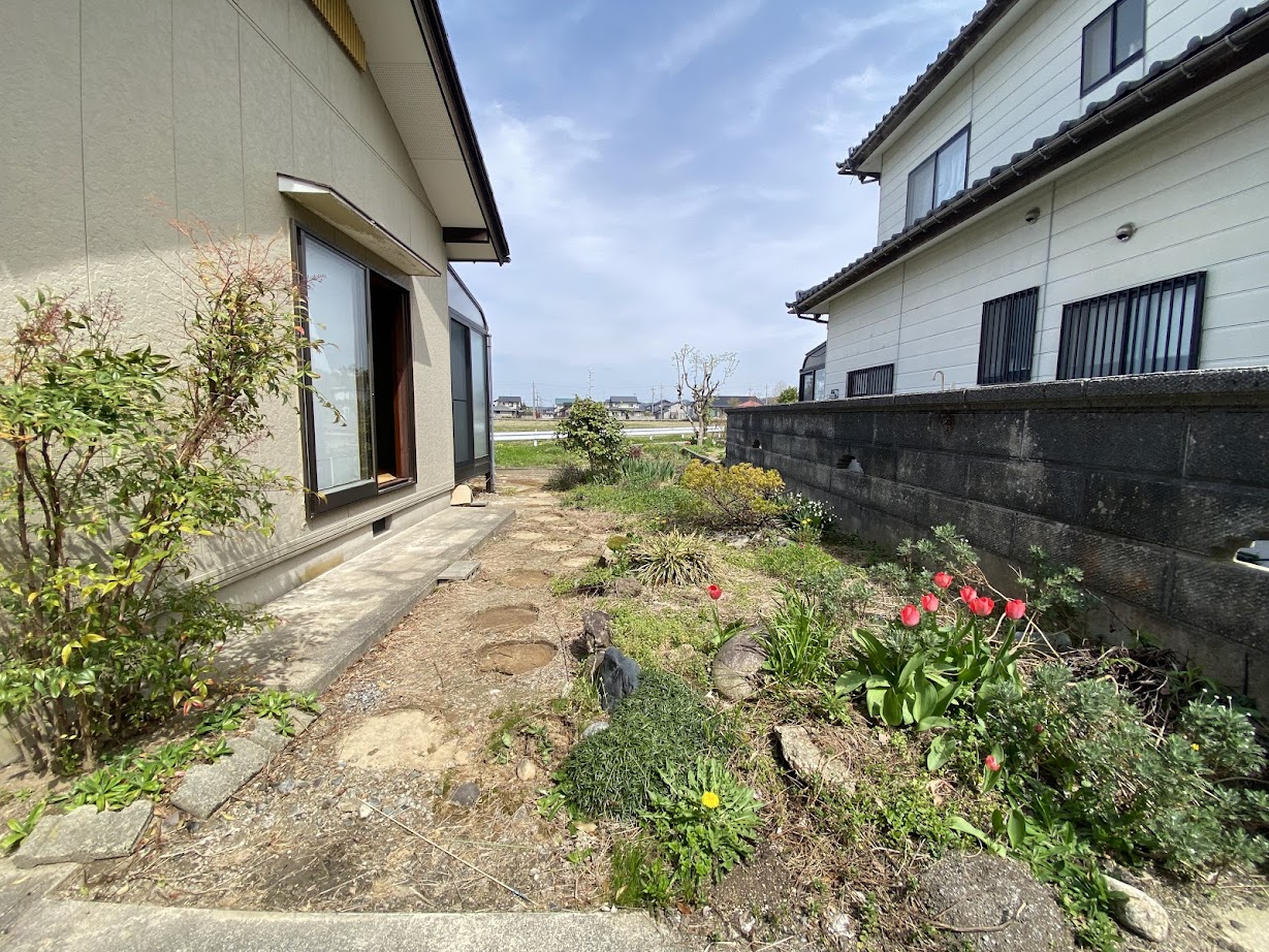 1990s wood house in Toyama