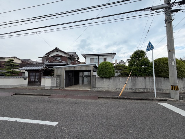 Steel-frame house in Ehime