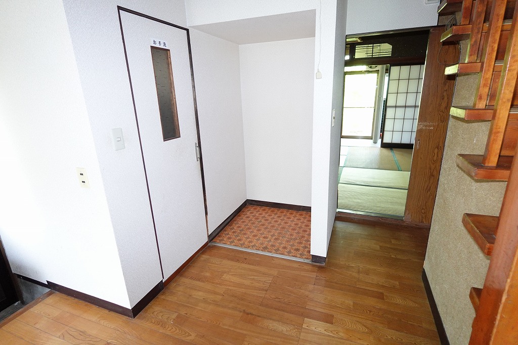 1960s wood house, 4-min walk to station, Nagano