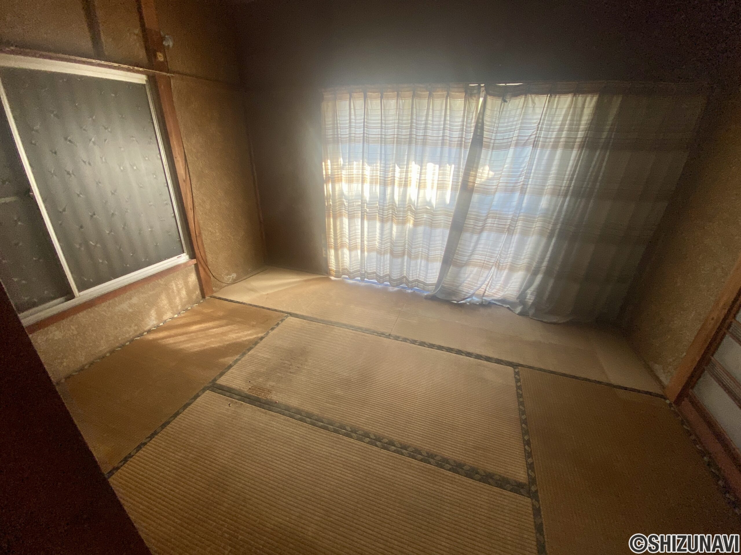 1970s wood house, 8-min walk to station, Shizuoka