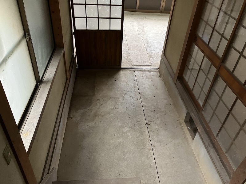 1970s wood house in Tottori