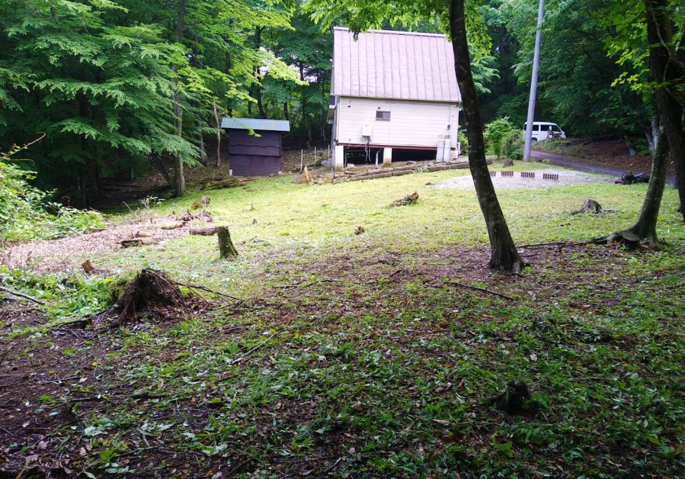 1990s wood house on a large plot in Tochigi