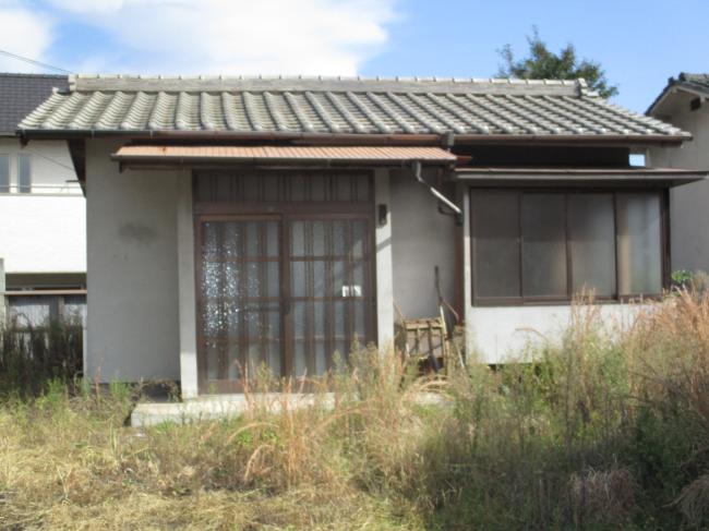 1960s wood house, 17-min walk to station, Okayama