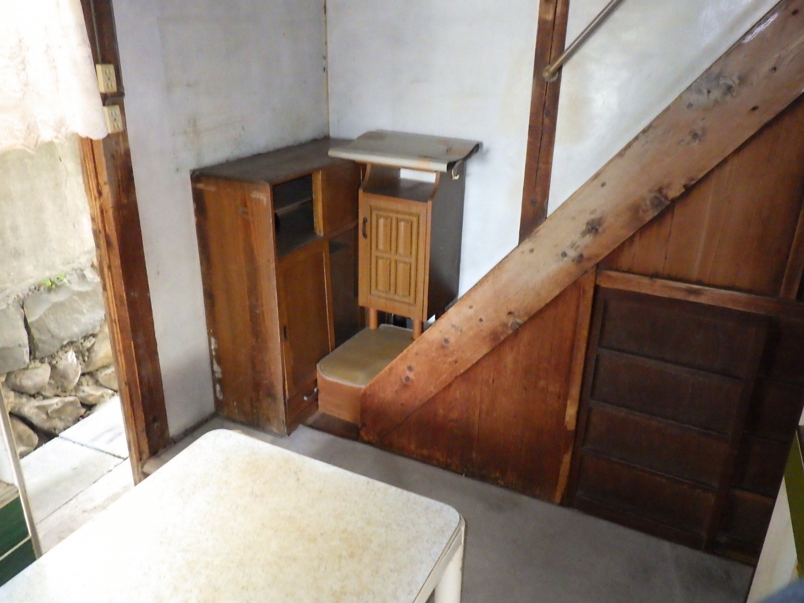 1960s wood house in Kochi