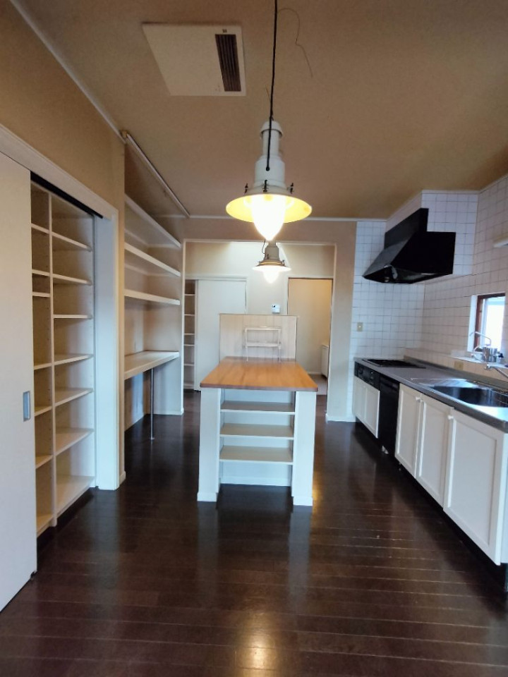 2000s wood house, 7-min walk to station, Tochigi