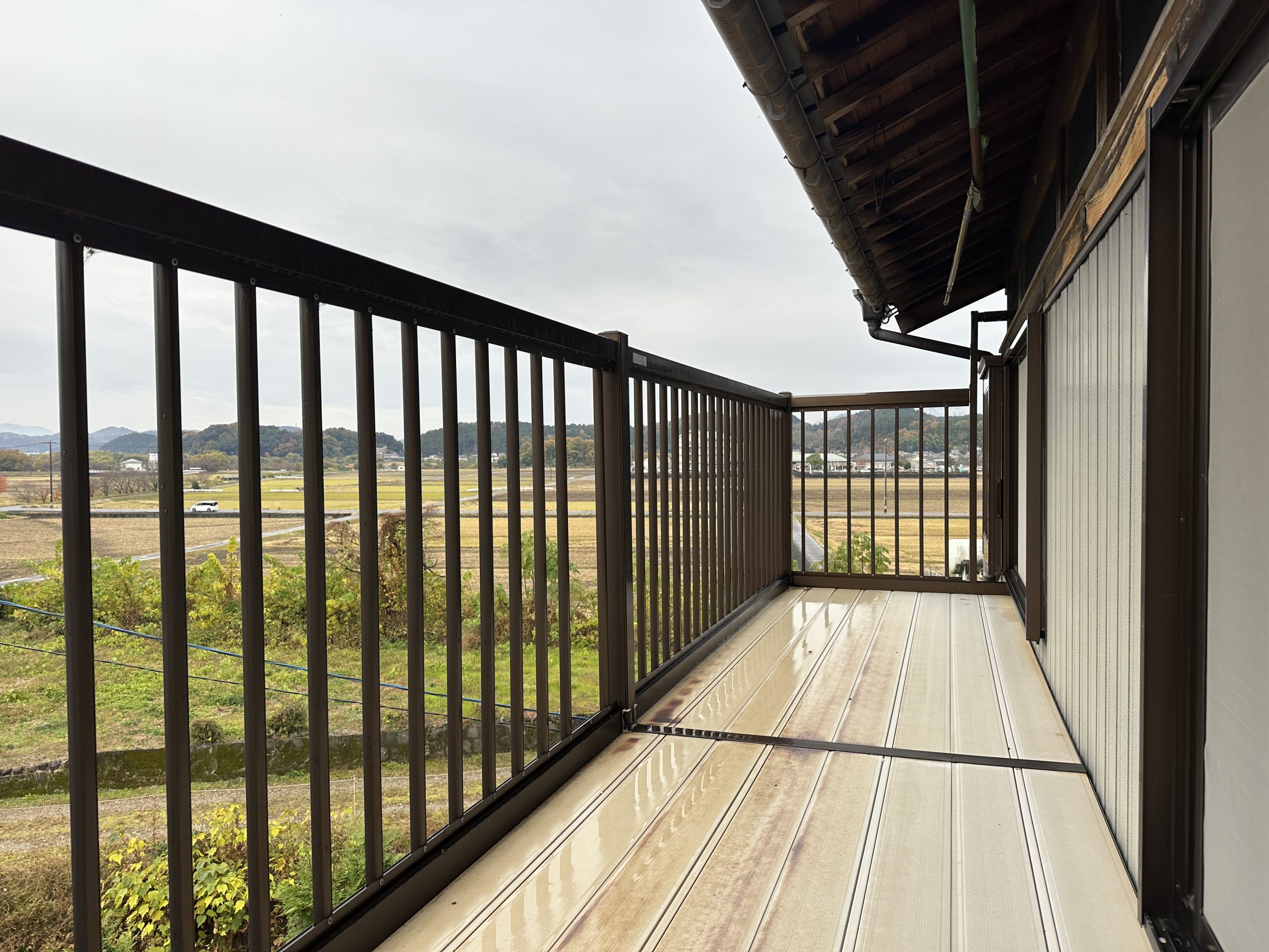 1990s wood house, 9-min walk to station, Gifu