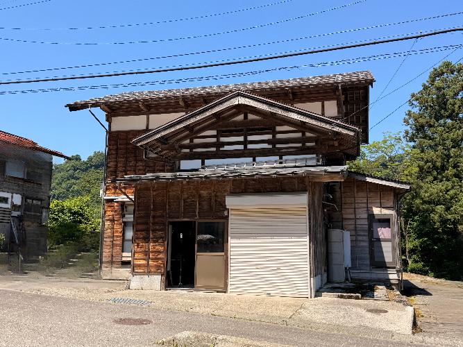 1970s wood house in Tokamachi, Niigata