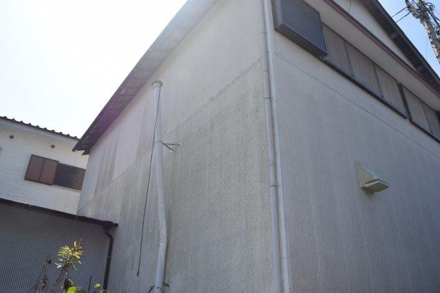1960s wood house in Kochi