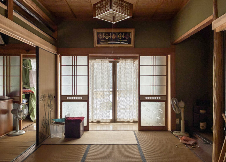 1970s wood house in Matsusaka Kahada