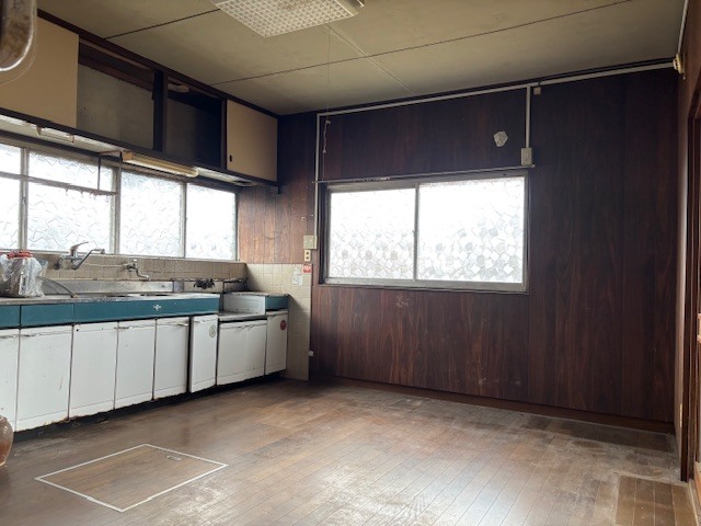 1970s wood house in Kagawa