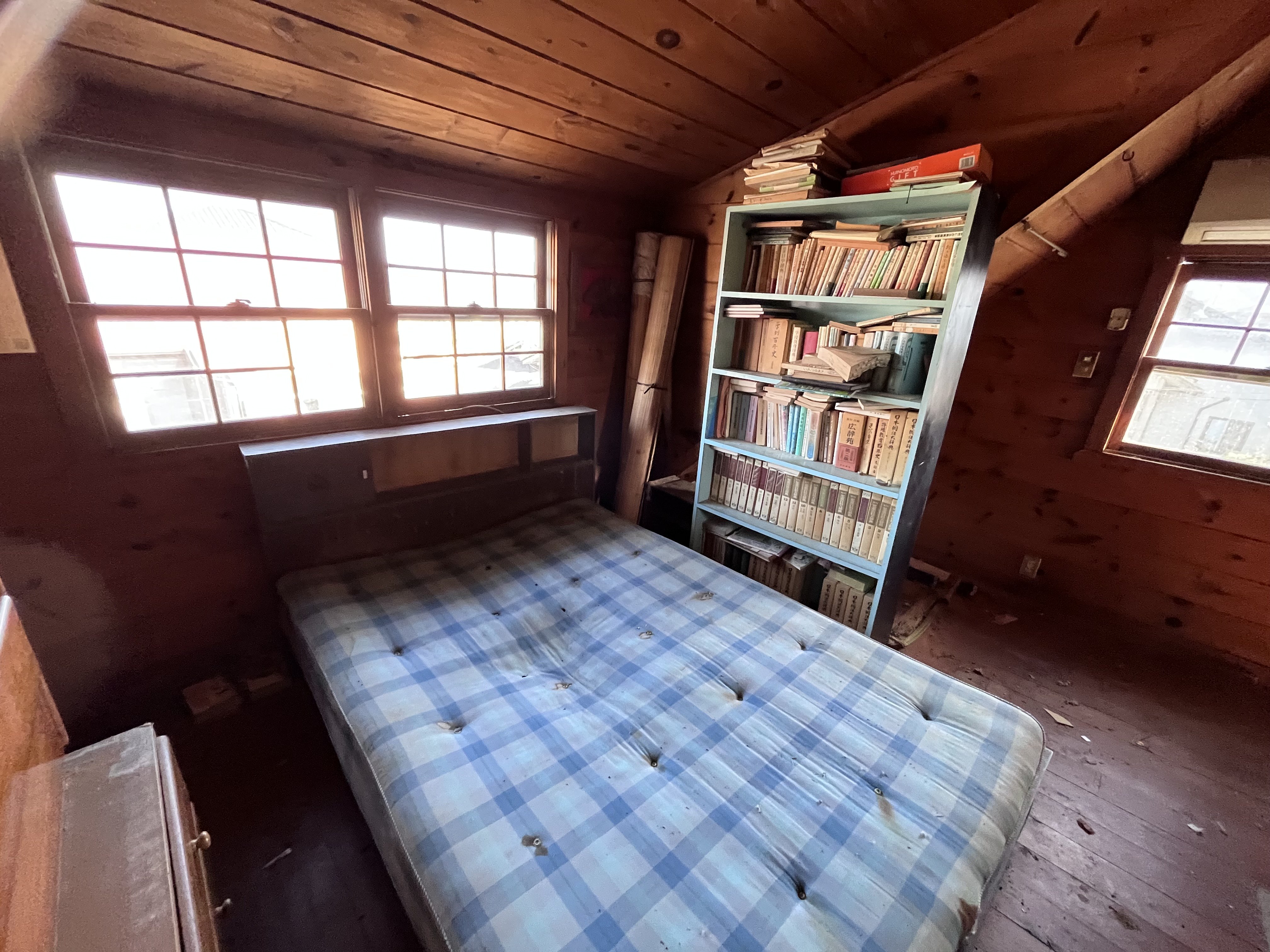1990s wood house near the coast in Togata, Ibusuki