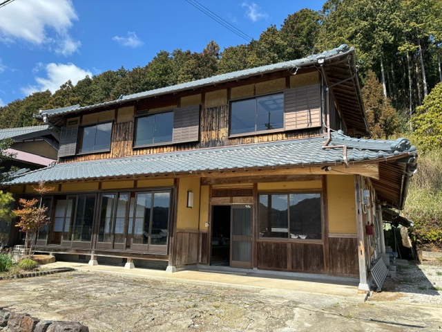 1970s wood house in Hyogo